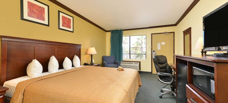 圣迭戈5号州际公路海军基地凯艺酒店(Quality Inn San Diego I-5 Naval Base)图片