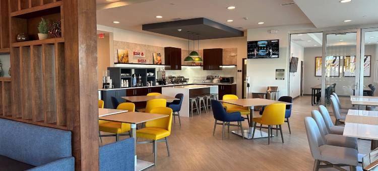 舒适酒店&套房US-60(Comfort Inn & Suites US-60)图片