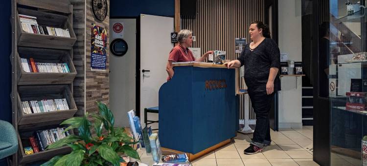 圣布里厄战神广场酒店(Contact Hôtel du Champ de Mars de Saint-Brieuc)图片