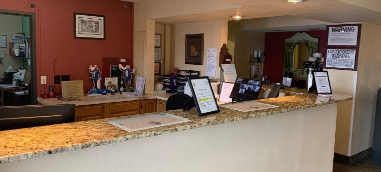 纽堡西点斯图尔特国际机场温德姆速8酒店(Super 8 by Wyndham Newburgh/West Point Near Stewart Airport)图片