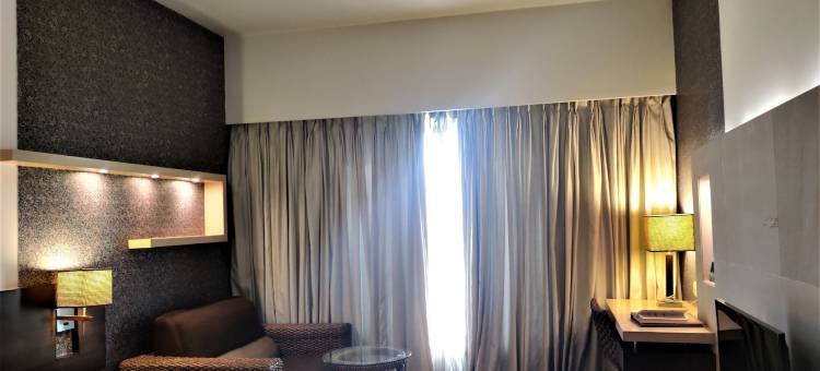 萨特卡尔酒店(Hotel Satkar Residency)图片
