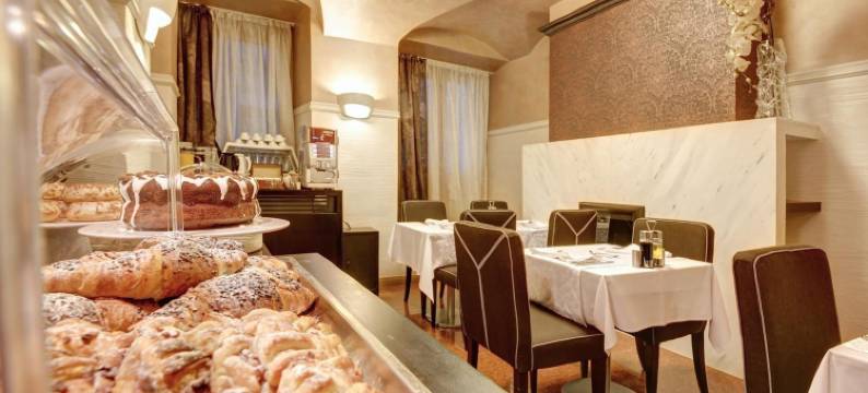 瓦尔达尔酒店(Hotel Vardar)图片