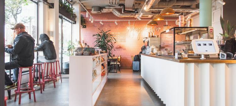 提尔站意识酒店(Conscious Hotel the Tire Station)图片