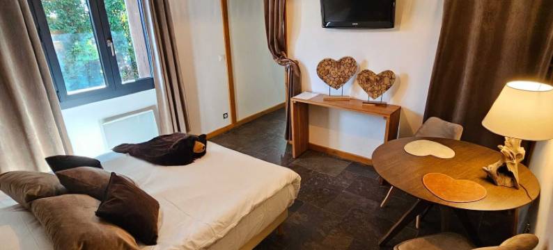 奥尔斯3号住宿加早餐旅馆(Au Refuge des 3 Ours - Chambres d'hôtes et Cabanes)图片