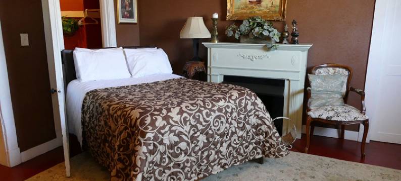 历史怀特宁套房酒店(Historic Whiting Hotel Suites)图片