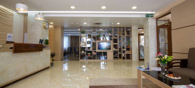 拉岩酒店(Rayan Hotel)图片