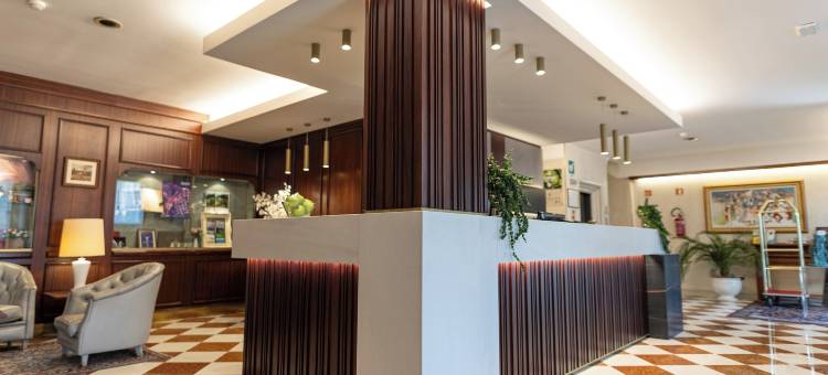 亚拉托瑞酒店(Hotel Alla Torre)图片