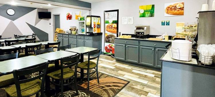 雷纳姆汤顿凯艺酒店(Quality Inn Raynham - Taunton)图片