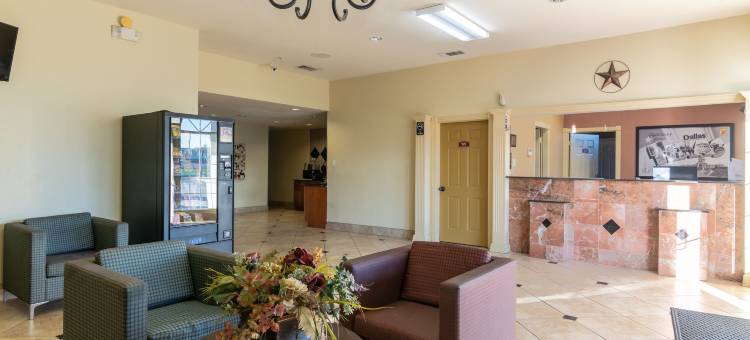 达拉斯东速8酒店(Super 8 Dallas East Near Fair Park Downtown)图片