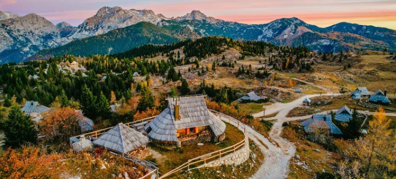 科卡欧吉斯特里卡 - 威力卡普拉妮娜酒店(Koča Ojstrica - Velika Planina)图片