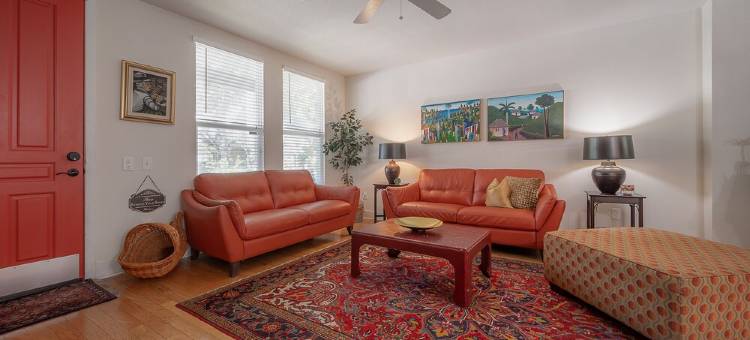 3/3 Mins from UT. Fully Equipped Monthly Stay  Fast WiFi + Workspace + Parking图片