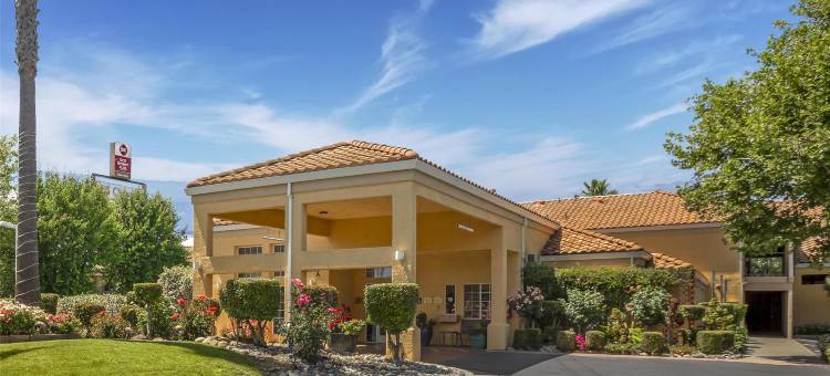 迪克森贝斯特韦斯特优质酒店(Best Western Plus Dixon Davis)图片