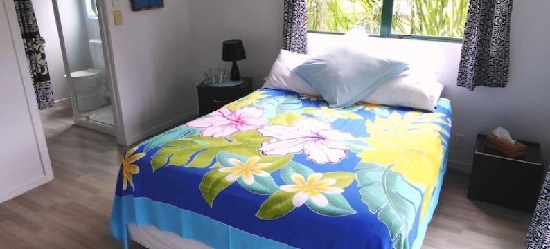 Taakoka Muri Beach Villa - beach front, paddle boards, kayaks, pool, free WIFI !图片