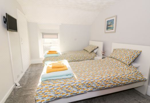 Buarthau Cottage Hotel Overview