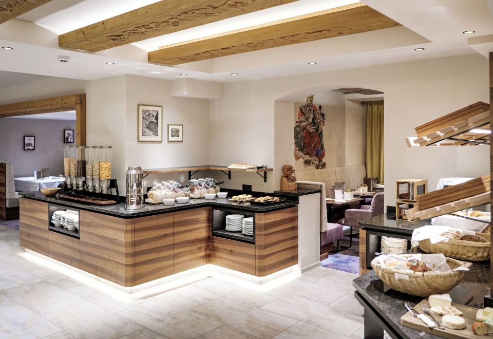 Hotel Alpenland Hotel Overview