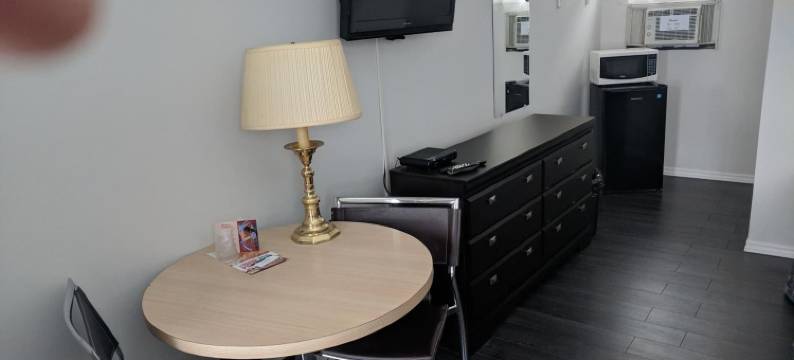 山顶汽车旅馆(Hilltop Motel)图片