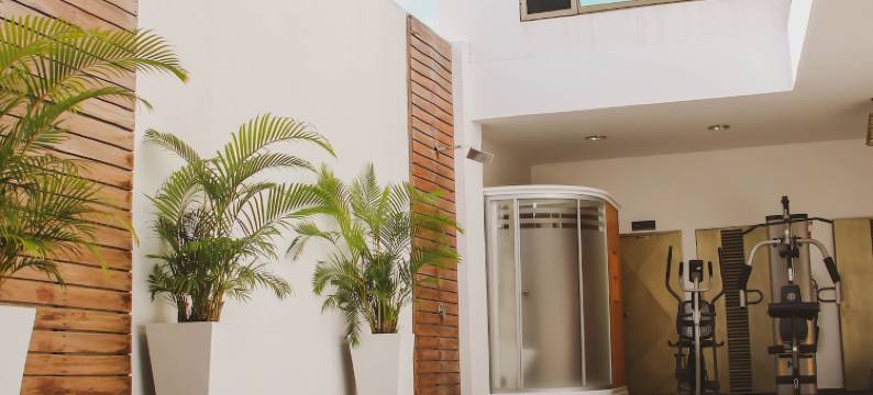 雷姆福特酒店(Remfort Hotel)图片