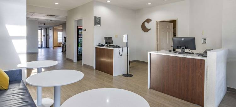 谢尔比维尔华美达酒店(Comfort Inn & Suites)图片