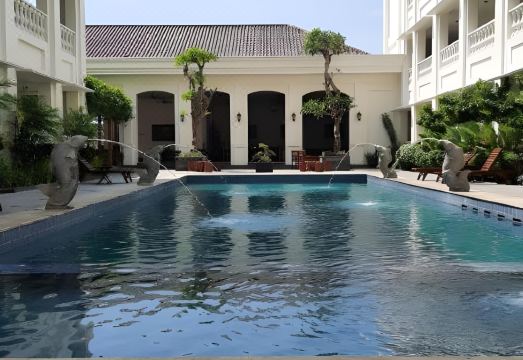 Same Hotel Cepu Hotel Overview