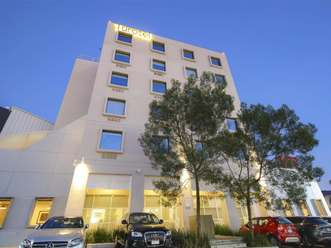 莫雷利亚图罗特尔酒店