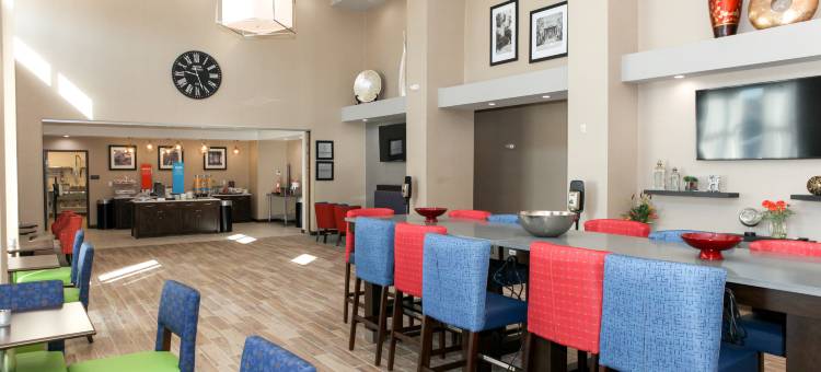 拉斐特医疗中心欢朋套房酒店(Hampton Inn and Suites Lafayette Medical Center)图片