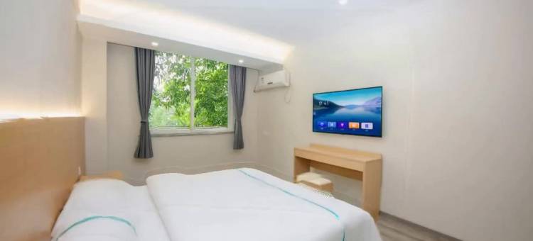 德阳玛吉阿米客栈(五洲广场工程大学店)图片