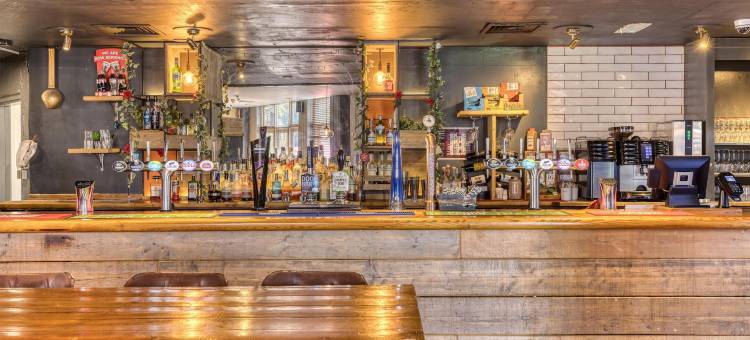 西贝辛斯托克普瑞米尔酒店(Premier Inn Basingstoke West)图片