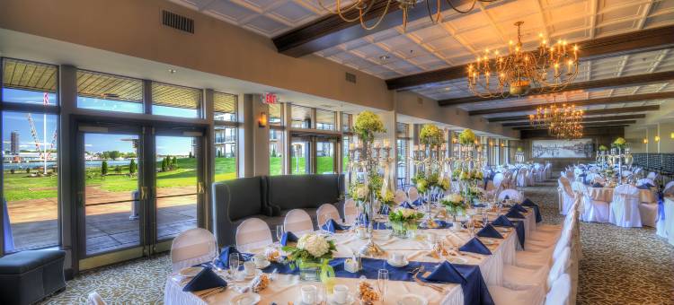 休伦港希尔顿逸林酒店(DoubleTree by Hilton Port Huron)图片