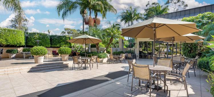 南海岸贝斯特韦斯特优质酒店(Best Western Plus South Coast Inn)图片