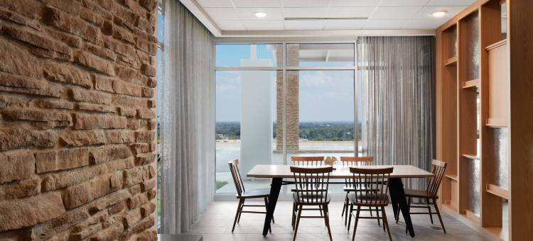 路易斯维尔新奥尔巴尼印第安纳万枫酒店及套房(Fairfield Inn & Suites Louisville New Albany IN)图片