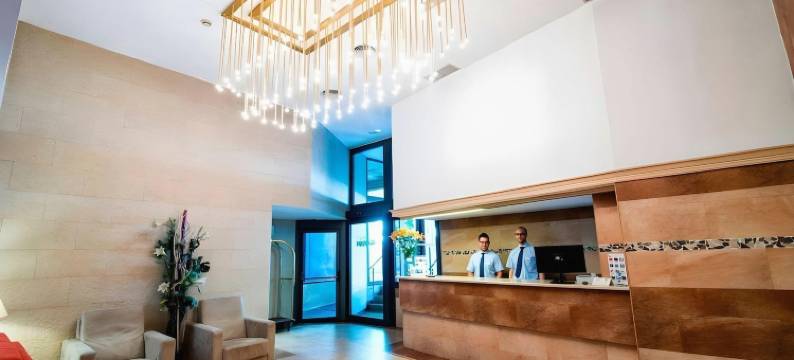 萨诺特中心酒店(Petit Palace Eixample)图片