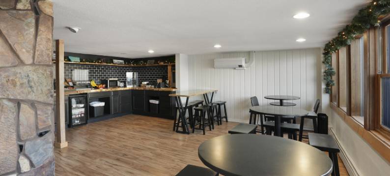 波尔森美国优质旅店汽车旅馆(Americas Best Value Port Polson Inn)图片