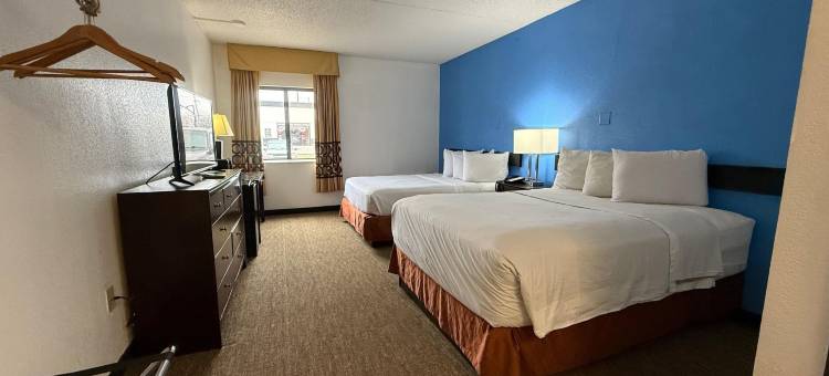 伍德兰酒店及套房长住(Woodland Inn and Suites Extended Stay)图片
