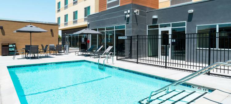 汉福德万枫套房酒店(Fairfield Inn & Suites Hanford)图片