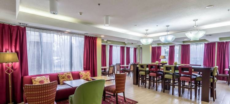 杰克逊珍珠国际机场欢朋酒店(Hampton Inn Jackson/Pearl-Jackson International Airport)图片