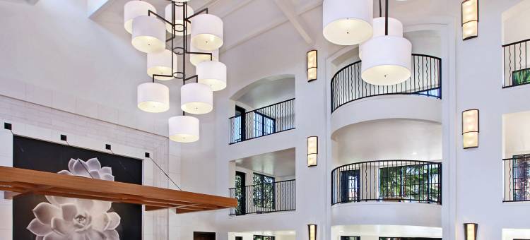 棕榈沙漠希尔顿安泊套房酒店(Embassy Suites by Hilton Palm Desert)图片