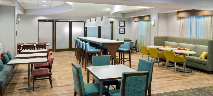 希尔顿欢朋酒店-彼得斯堡南方公园购物中心(Hampton Inn Petersburg-Southpark Mall)图片