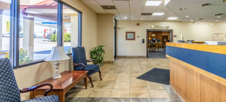 纽波特速8酒店(Quality Inn)图片