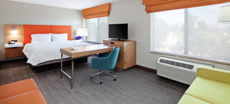 奇诺岗欢朋套房酒店(Hampton Inn & Suites Chino Hills)图片