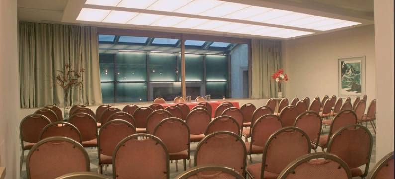 科尔多瓦乌尔巴诺NH酒店(NH Cordoba Urbano)图片