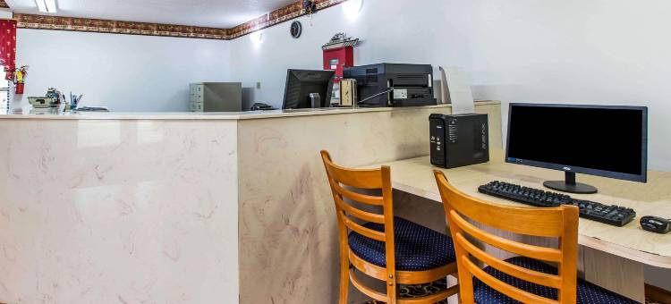 伊克诺套房旅馆(Econo Lodge Inn & Suites)图片