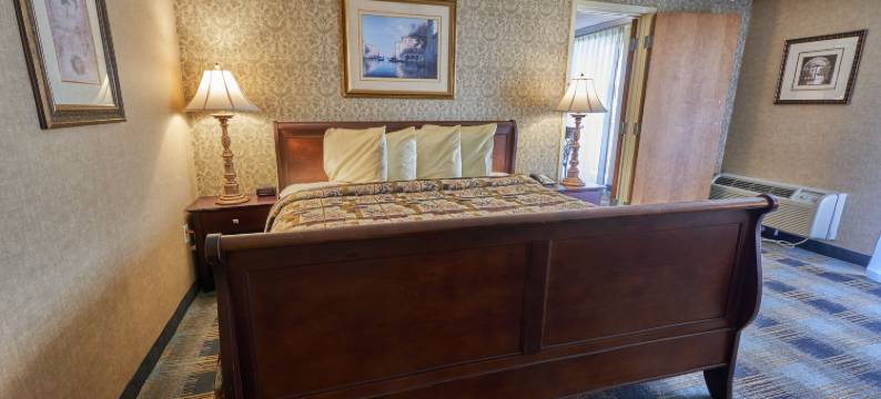 河景套房酒店(Riverview Inn & Suites)图片