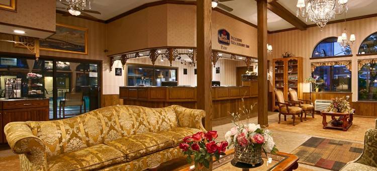 麦基诺城贝斯特韦斯特优质酒店(Best Western Plus Dockside Waterfront Inn)图片