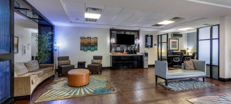 北奥德萨贝斯特韦斯特优质套房酒店(Best Western Plus North Odessa Inn  Suites)图片