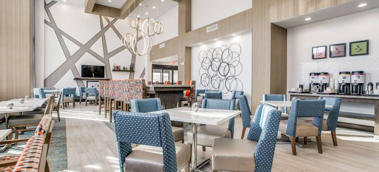 达拉斯中环/北公园区欢朋酒店(Hampton Inn & Suites North Dallas Central Expy)图片