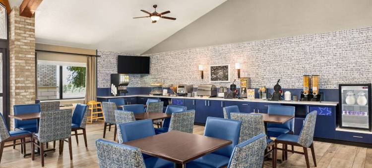 拉皮德城美吟温德姆酒店(AmericInn by Wyndham Rapid City)图片