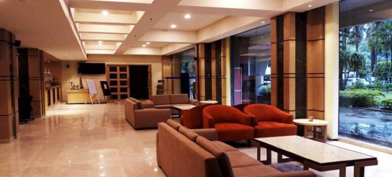 圣 Peerless 酒店多格布(Peerless Hotel Durgapur)图片