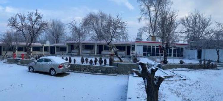 位于托克朗加的2卧室公寓-800平方米|带1个独立浴室(Hotel Travellodge Skardu)图片