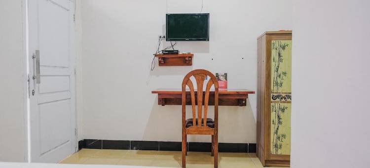 红多兹伊斯兰酒店-近里瓦植物园(RedDoorz Syariah Near Kebun Raya Liwa)图片