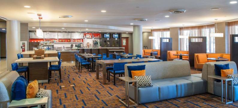 彭萨科拉市中心万豪万怡酒店(Courtyard Pensacola Downtown)图片